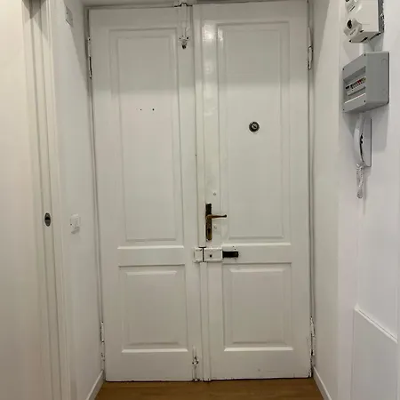 Snapstay 6 Posti Letto Apartment *