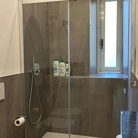Apartment Snapstay 6 Posti Letto Trieste