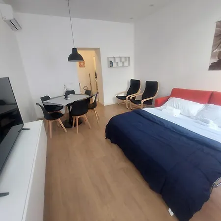Snapstay 6 Posti Letto * Triëst