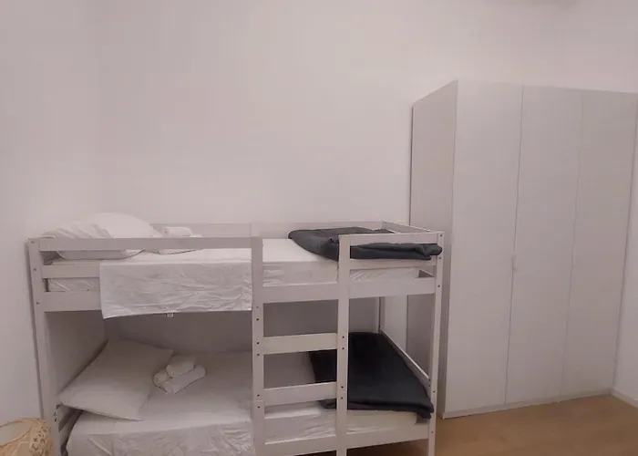 Snapstay 6 Posti Letto Apartamento Trieste